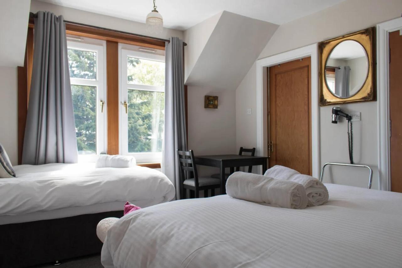 ポートリー The Kilted Fox Bed & Breakfast エクステリア 写真